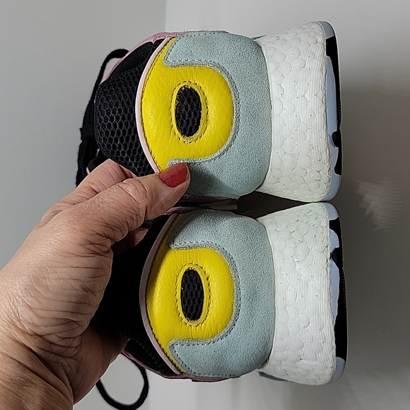 Adidas Originals Run Boast Running Trainer Athletic Multicolored Shoes 10 - Picture 3 of 15